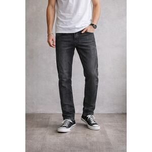 DOPE Men's NWT Black Merrick Slim Straight Jeans in Size 36